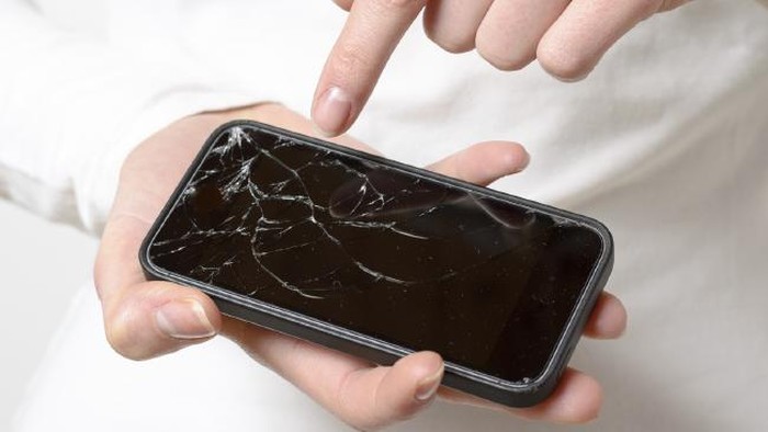 Ganti LCD iPhone