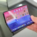 Rumor Kedatangan iPhone Lipat Apple Semakin Menguat